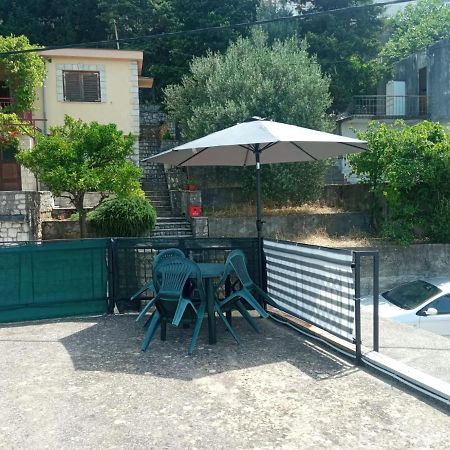 Guest House Inara Неум Экстерьер фото